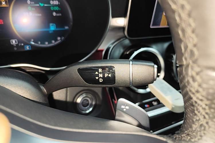 Used Mercedes-Benz C-Class 2021 C 260 L Sport Edition Gear Lever