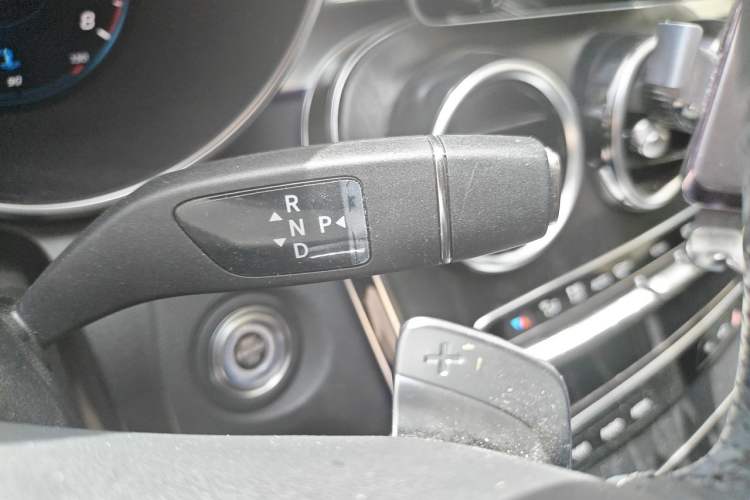 Used Mercedes-Benz C-Class 2021 C 200 L Fashion Edition Sport Version Gear Lever