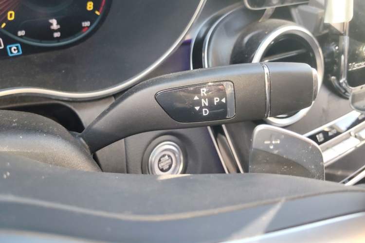 Used Mercedes-Benz C-Class 2021 C 200 L Fashion Edition Sport Version Gear Lever