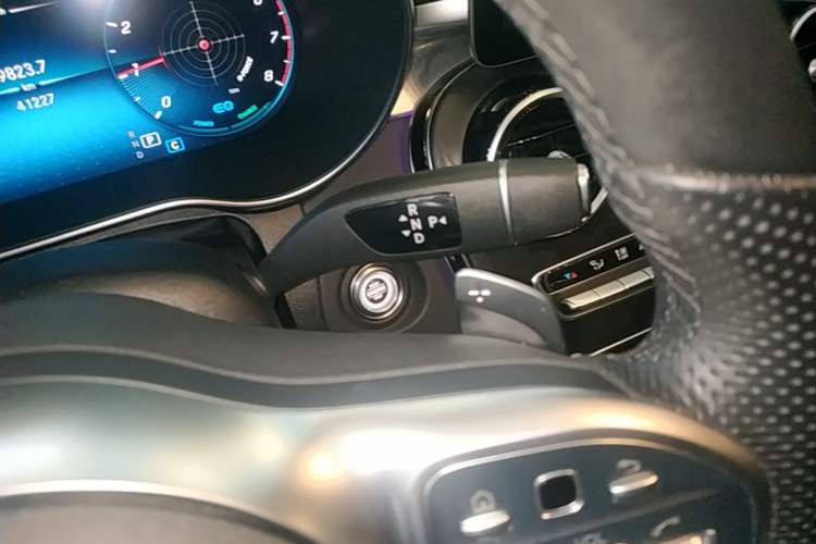 Used Mercedes-Benz C-Class 2021 C 260 L Sport Edition Star Collection Gear Lever