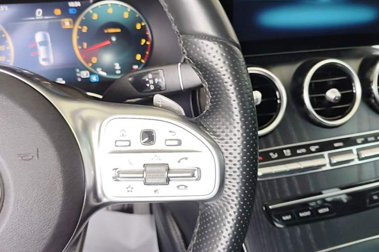 Used Mercedes-Benz C-Class 2021 C 200 L Fashion Edition Sport Version Gear Lever