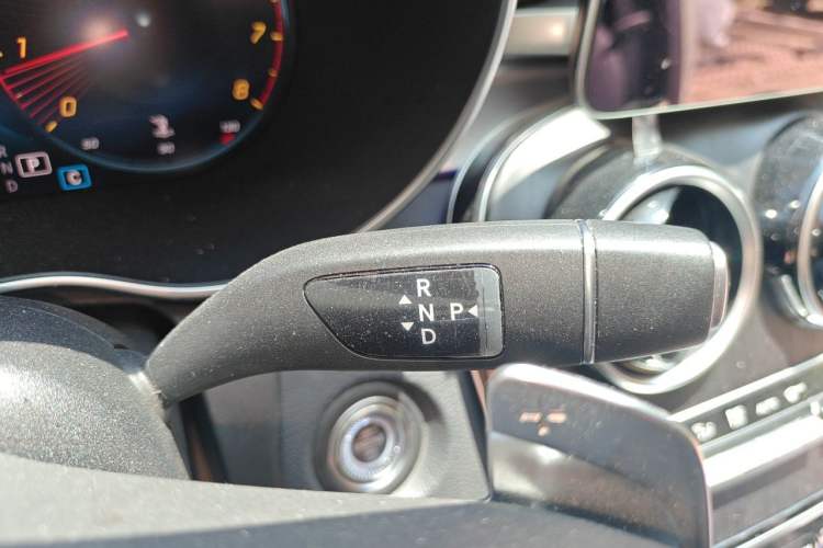 Used Mercedes-Benz C-Class 2021 C 200 L Fashion Edition Sport Version Gear Lever