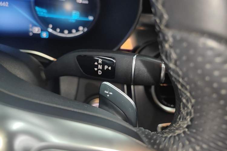Used Mercedes-Benz C-Class 2021 C 200 L Fashion Edition Sport Version Gear Lever