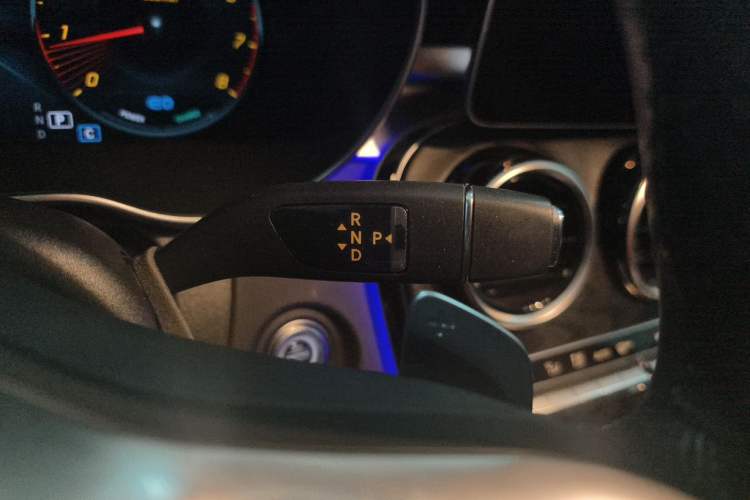 Used Mercedes-Benz C-Class 2021 C 260 L Sport Edition Gear Lever
