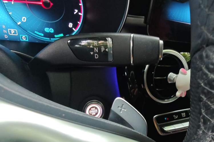 Used Mercedes-Benz C-Class 2021 C 260 Star Edition Gear Lever
