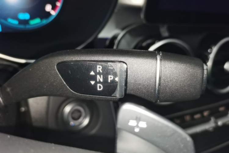Used Mercedes-Benz C-Class 2021 C 260 L Sport Edition Gear Lever