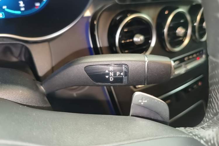 Used Mercedes-Benz C-Class 2021 C 200 L Fashion Edition Sport Version Gear Lever