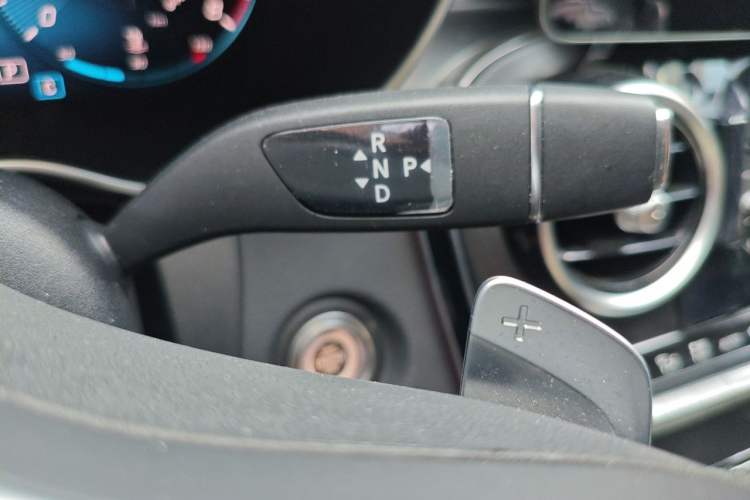 Used Mercedes-Benz C-Class 2021 C 200 L Fashion Edition Sport Version Gear Lever
