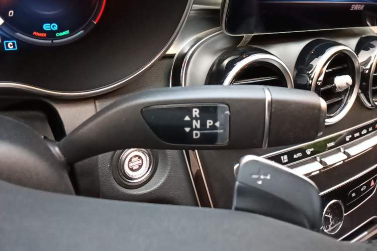 Used Mercedes-Benz C-Class 2021 C 260 L Sport Edition Star Collection Gear Lever
