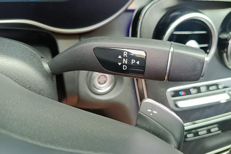 Used Mercedes-Benz C-Class 2021 C 200 L Fashion Edition Sport Version Gear Lever