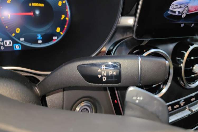Used Mercedes-Benz C-Class 2021 C 200 L Fashion Edition Sport Version Gear Lever
