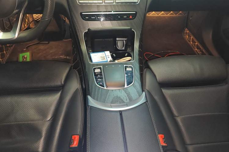 Used Mercedes-Benz C-Class 2021 C 200 L Fashion Edition Sport Version Gear Lever