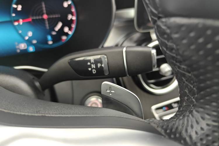 Used Mercedes-Benz C-Class 2021 C 200 L Fashion Edition Sport Version Gear Lever