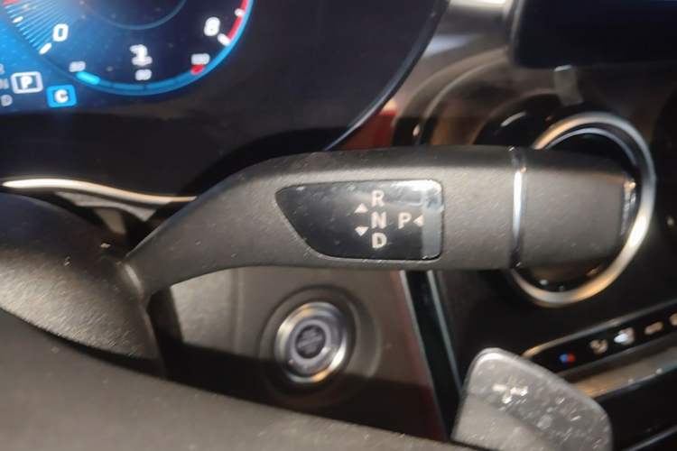 Used Mercedes-Benz C-Class 2021 C 200 L Fashion Edition Sport Version Gear Lever