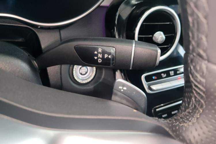 Used Mercedes-Benz C-Class 2021 C 260 Star Edition Gear Lever