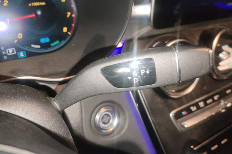 Used Mercedes-Benz C-Class 2021 C 260 L Sport Edition Gear Lever