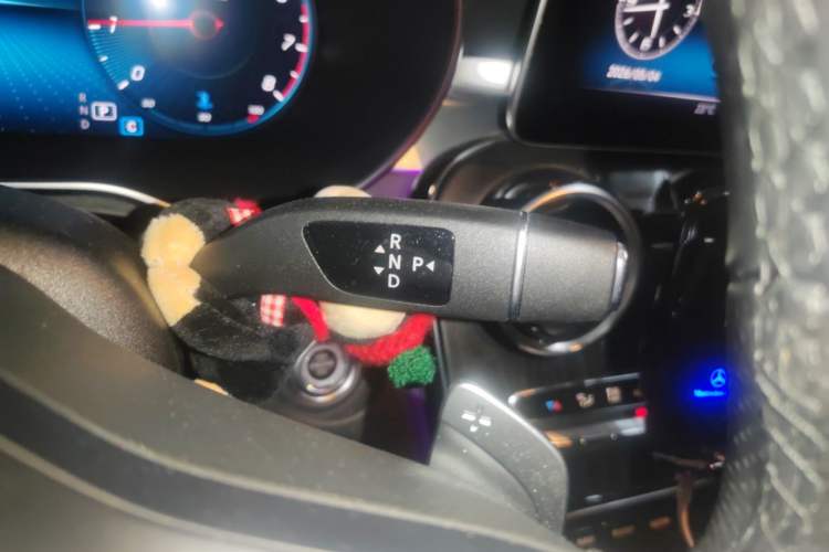 Used Mercedes-Benz C-Class 2021 C 200 L Fashion Edition Sport Version Gear Lever