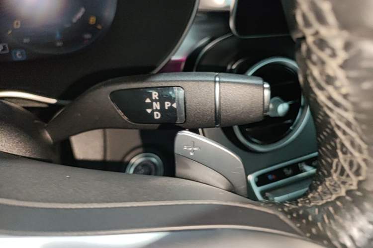 Used Mercedes-Benz C-Class 2021 C 200 L Fashion Edition Sport Version Gear Lever