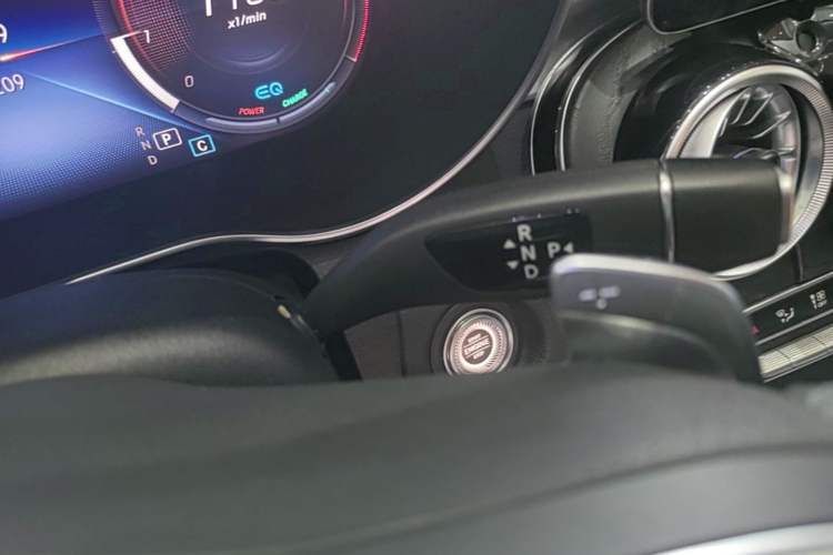 Used Mercedes-Benz C-Class 2021 C 260 L Sport Edition Gear Lever
