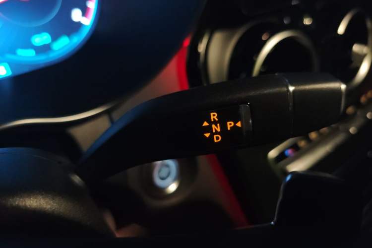 Used Mercedes-Benz C-Class 2021 C 260 L Sport Edition Gear Lever