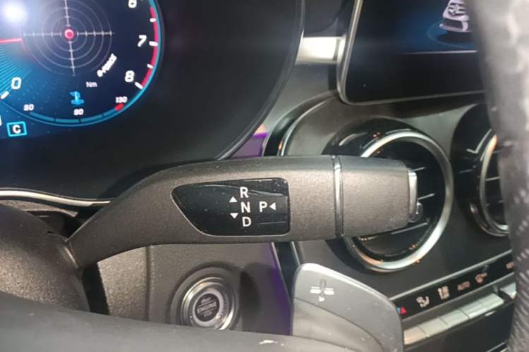 Used Mercedes-Benz C-Class 2021 C 200 L Fashion Edition Sport Version Gear Lever