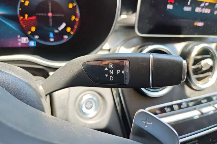 Used Mercedes-Benz C-Class 2021 C 200 L Fashion Edition Sport Version Gear Lever
