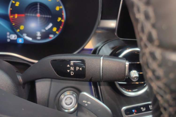 Used Mercedes-Benz C-Class 2021 C 200 L Fashion Edition Sport Version Gear Lever