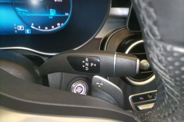 Used Mercedes-Benz C-Class 2021 C 260 L Sport Edition Star Collection Gear Lever