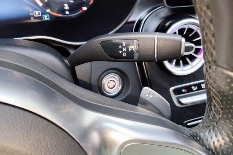 Used Mercedes-Benz C-Class 2021 C 200 L Fashion Edition Sport Version Gear Lever