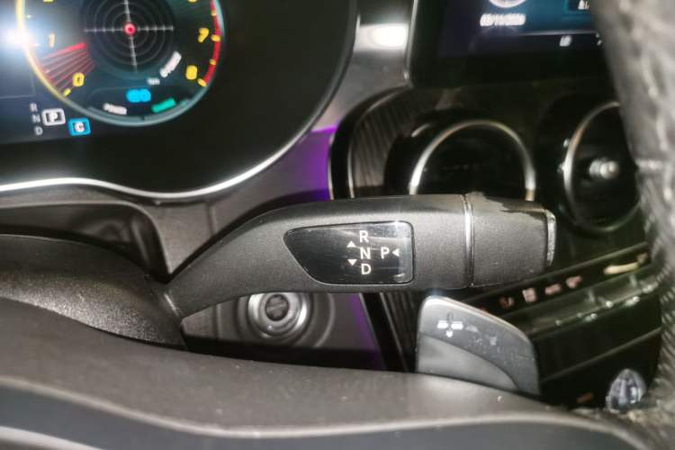 Used Mercedes-Benz C-Class 2021 C 260 L Sport Edition Star Collection Gear Lever