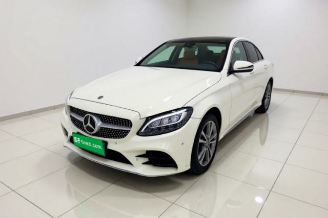 Ojetý Mercedes-Benz C-Class 2021 C 200 L Fashion Edition Sport Version