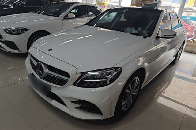 Ojetý Mercedes-Benz C-Class 2021 C 200 L Fashion Edition Sport Version