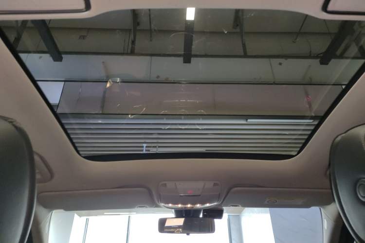 Used Mercedes-Benz C-Class 2021 C 260 L Sport Edition Star Collection Headliner