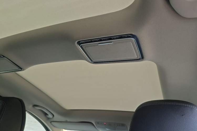 Used Mercedes-Benz C-Class 2021 C 200 L Fashion Edition Sport Version Headliner