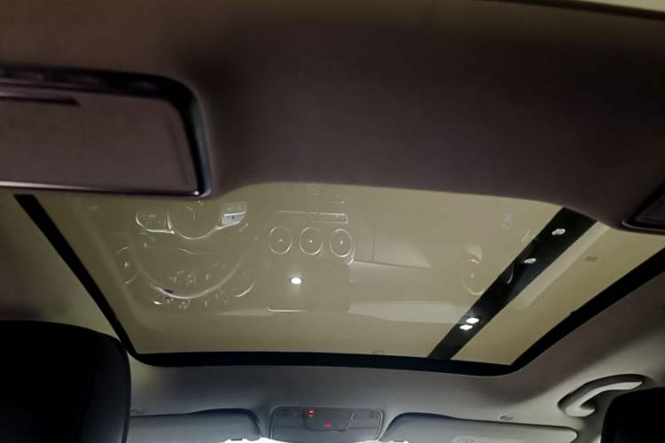 Used Mercedes-Benz C-Class 2021 C 260 L Sport Edition Star Collection Headliner