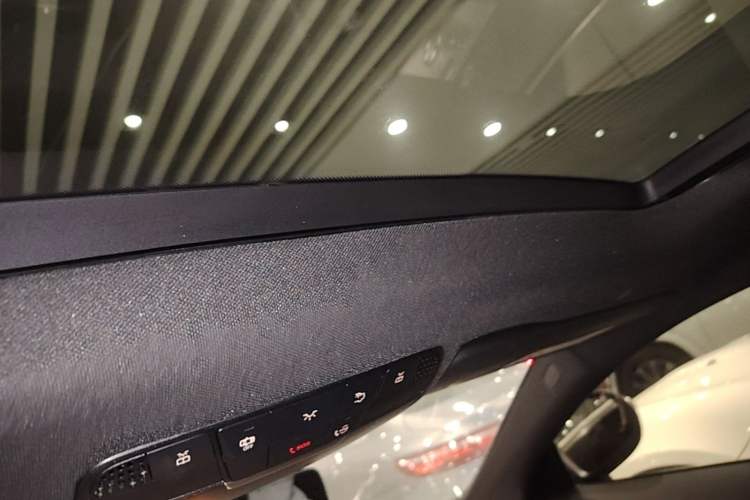 Used Mercedes-Benz C-Class 2021 C 260 Coupe Headliner