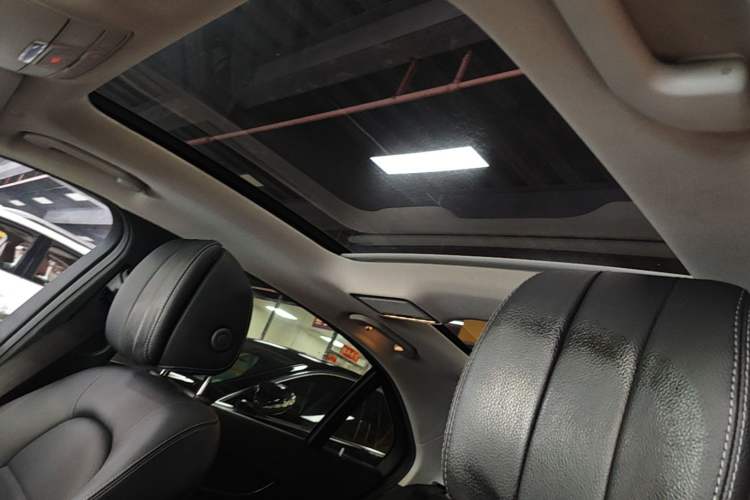 Used Mercedes-Benz C-Class 2021 C 260 L Sport Edition Headliner