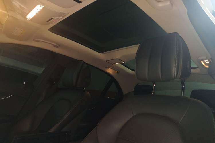 Used Mercedes-Benz C-Class 2021 C 260 L Sport Edition Star Collection Headliner