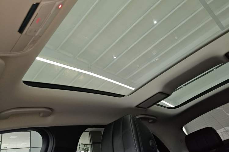 Used Mercedes-Benz C-Class 2021 C 260 L Sport Edition Headliner