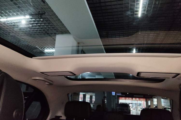 Used Mercedes-Benz C-Class 2021 C 260 L Sport Edition Star Collection Headliner