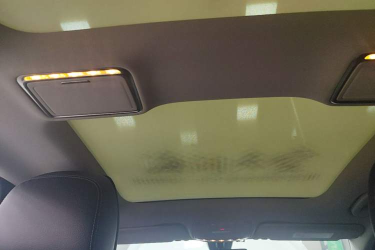 Used Mercedes-Benz C-Class 2021 C 200 L Fashion Edition Sport Version Headliner