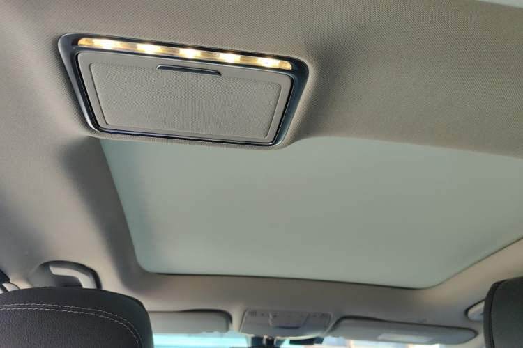 Used Mercedes-Benz C-Class 2021 C 200 L Fashion Edition Sport Version Headliner
