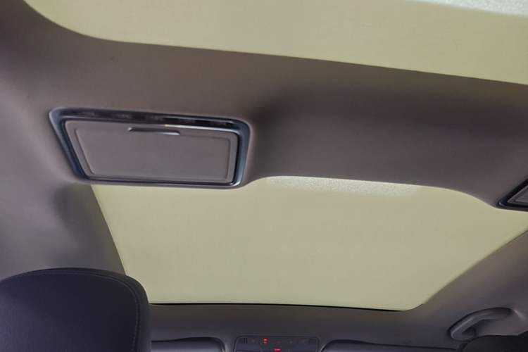 Used Mercedes-Benz C-Class 2021 C 260 L Sport Edition Star Collection Headliner