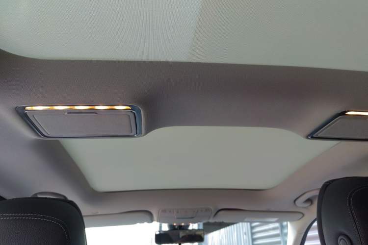 Used Mercedes-Benz C-Class 2021 C 260 L Sport Edition Headliner