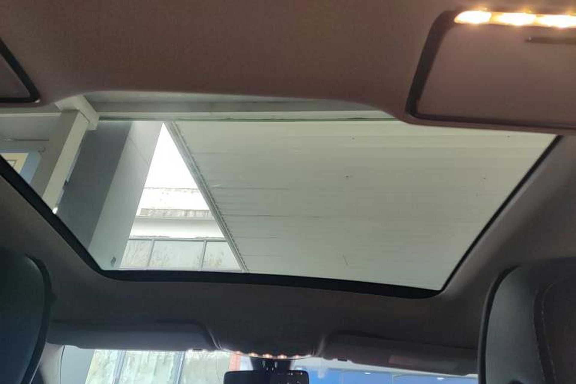 Used Mercedes-Benz C-Class 2021 C 260 L Sport Edition Headliner