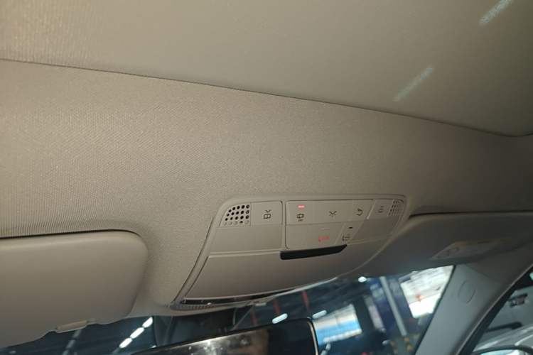 Used Mercedes-Benz C-Class 2021 C 200 L Fashion Edition Sport Version Headliner