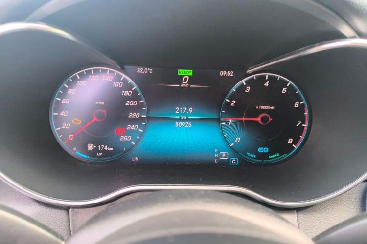 Used Mercedes-Benz C-Class 2021 C 260 L Sport Edition Star Collection Instrument Cluster