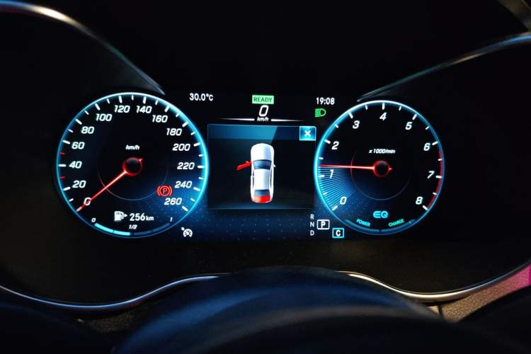 Used Mercedes-Benz C-Class 2021 C 260 L Sport Edition Star Collection Instrument Cluster