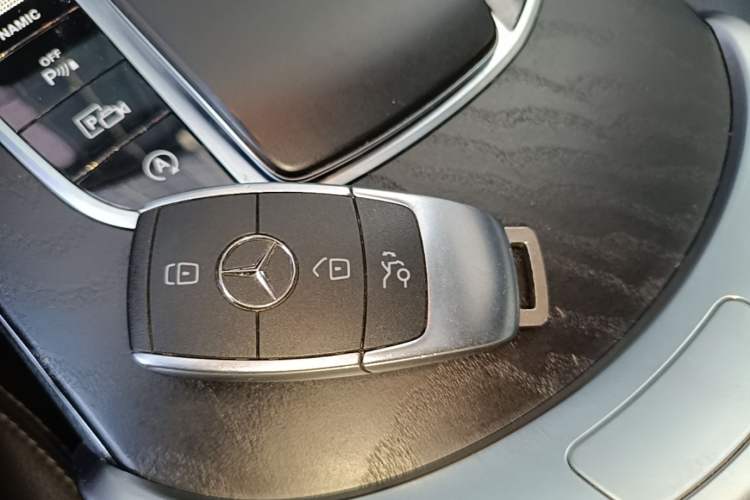 Used Mercedes-Benz C-Class 2021 C 260 L Sport Edition Star Collection Interior 1