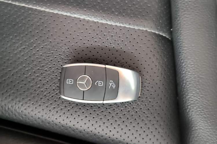 Used Mercedes-Benz C-Class 2021 C 260 L Sport Edition Star Collection Interior 1